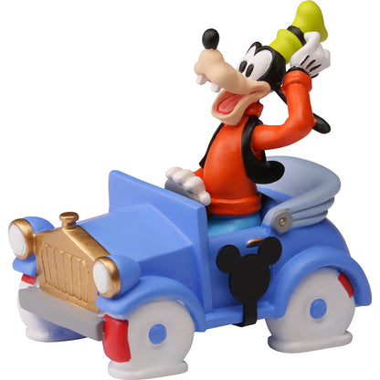 Precious Moments Disney Showcase Parade Goofy Collectible Ceramic Figurine - Birthday Gift