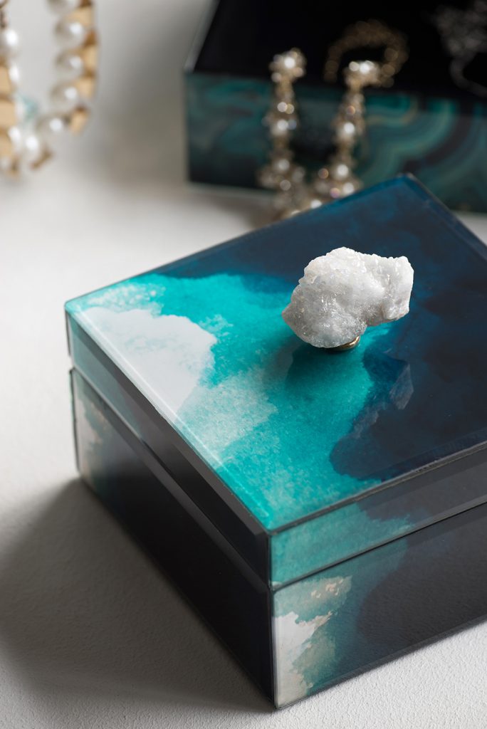 Jewelry Case/Box Marbled Green 8.25" X 5" X 5" Glass with Gem Cluster.